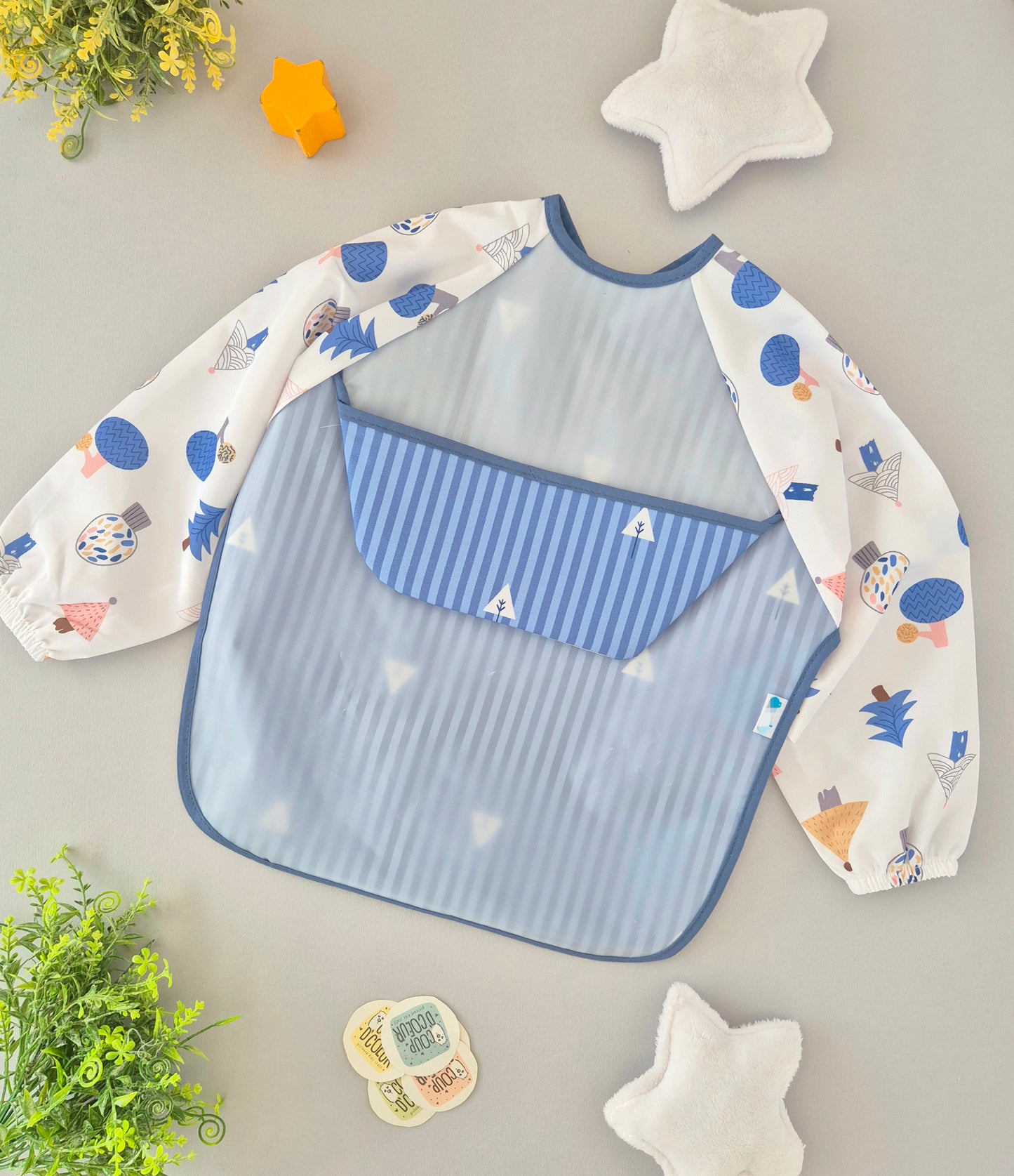 Blue bib