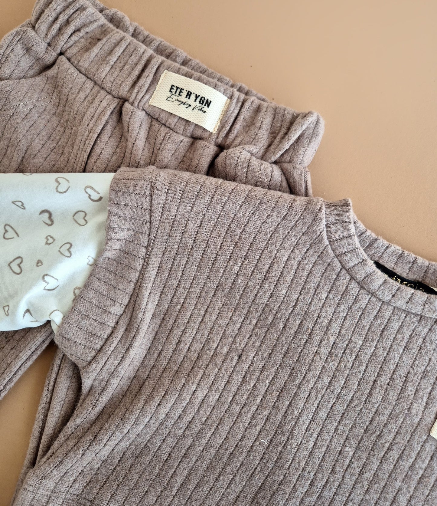 Brownish Set