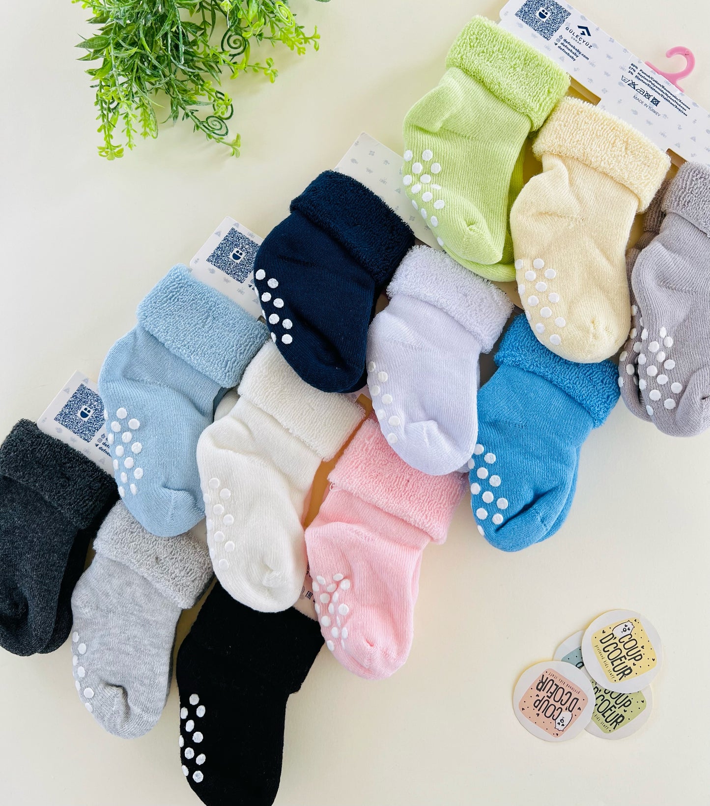 Socks( 1 pack includes 3 pair)