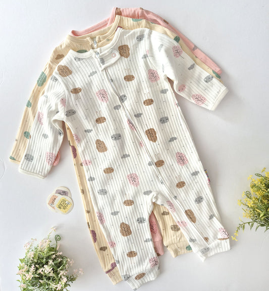 Lovely overall white-open legs cotton